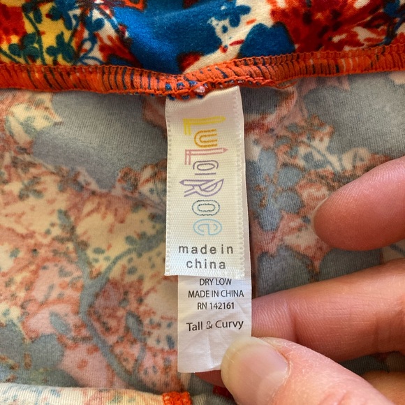 LuLaRoe TC Tall & Curvy Leggings Set of 5 Buttery Soft Velour Like - Picture 6 of 8